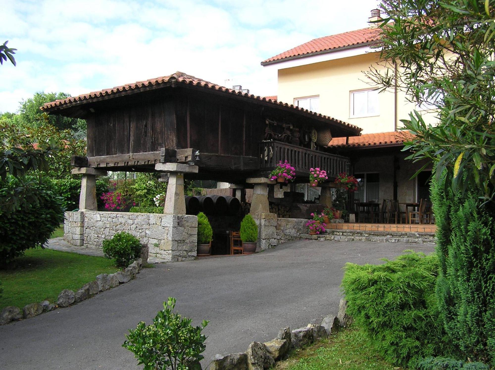 Hotel Entrevines Colunga Exterior foto